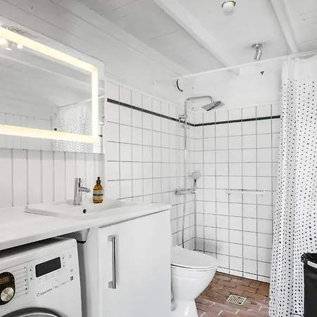 בית נופש 2 Bedroom Cozy In *